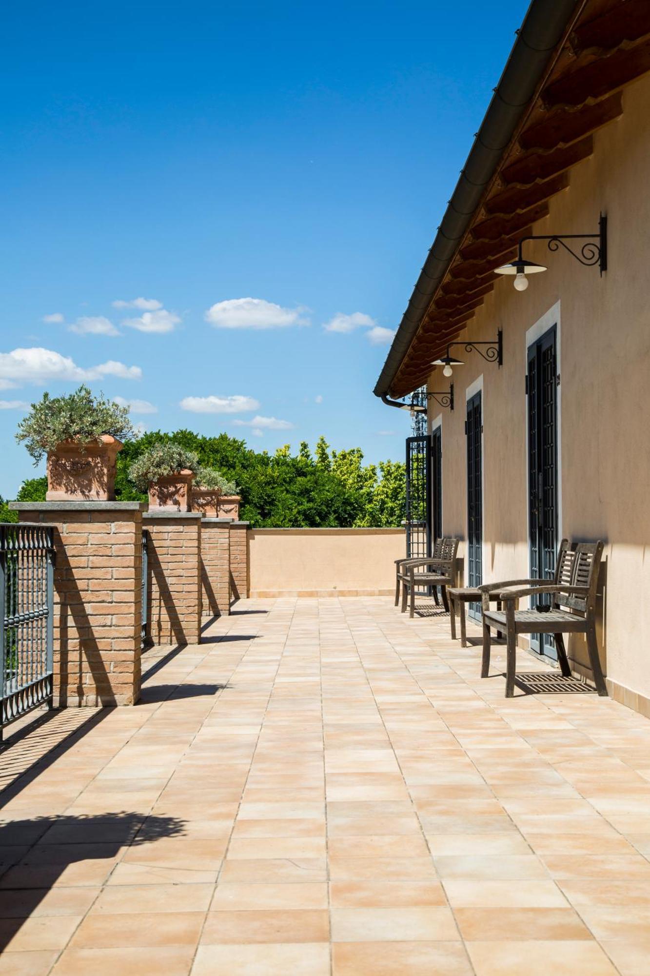 Luxardotel Pensión Roma