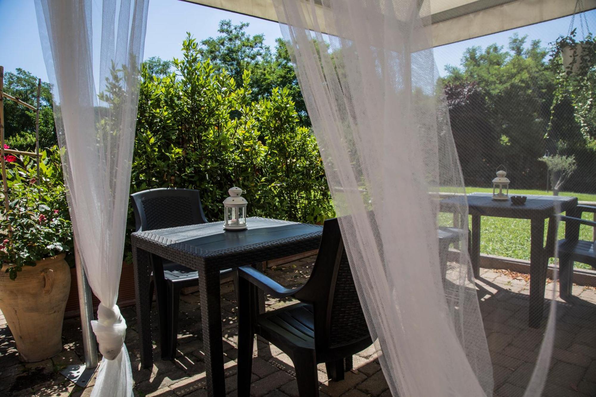 Casa de hóspedes Luxardotel