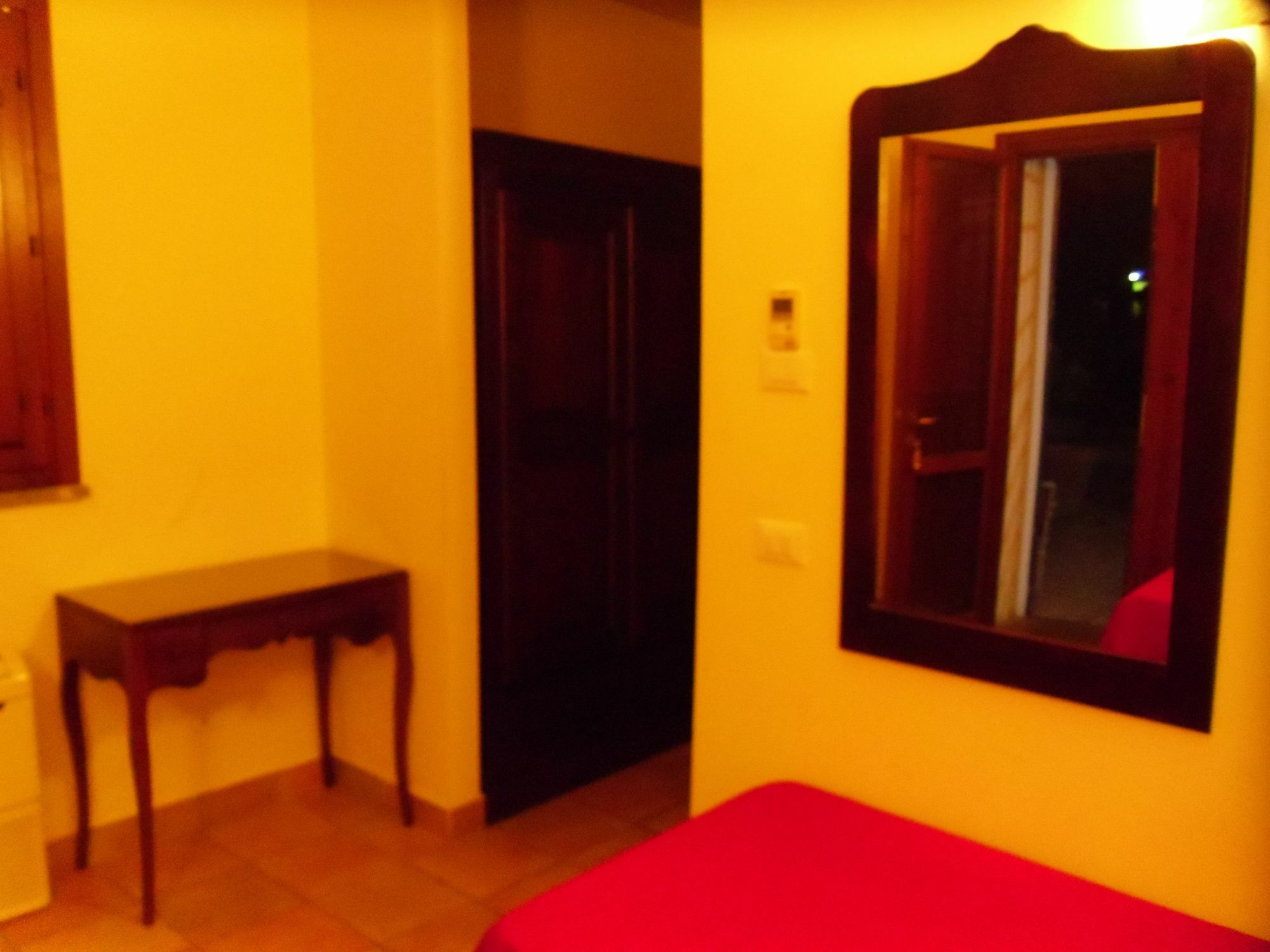 Casa de hóspedes Luxardotel