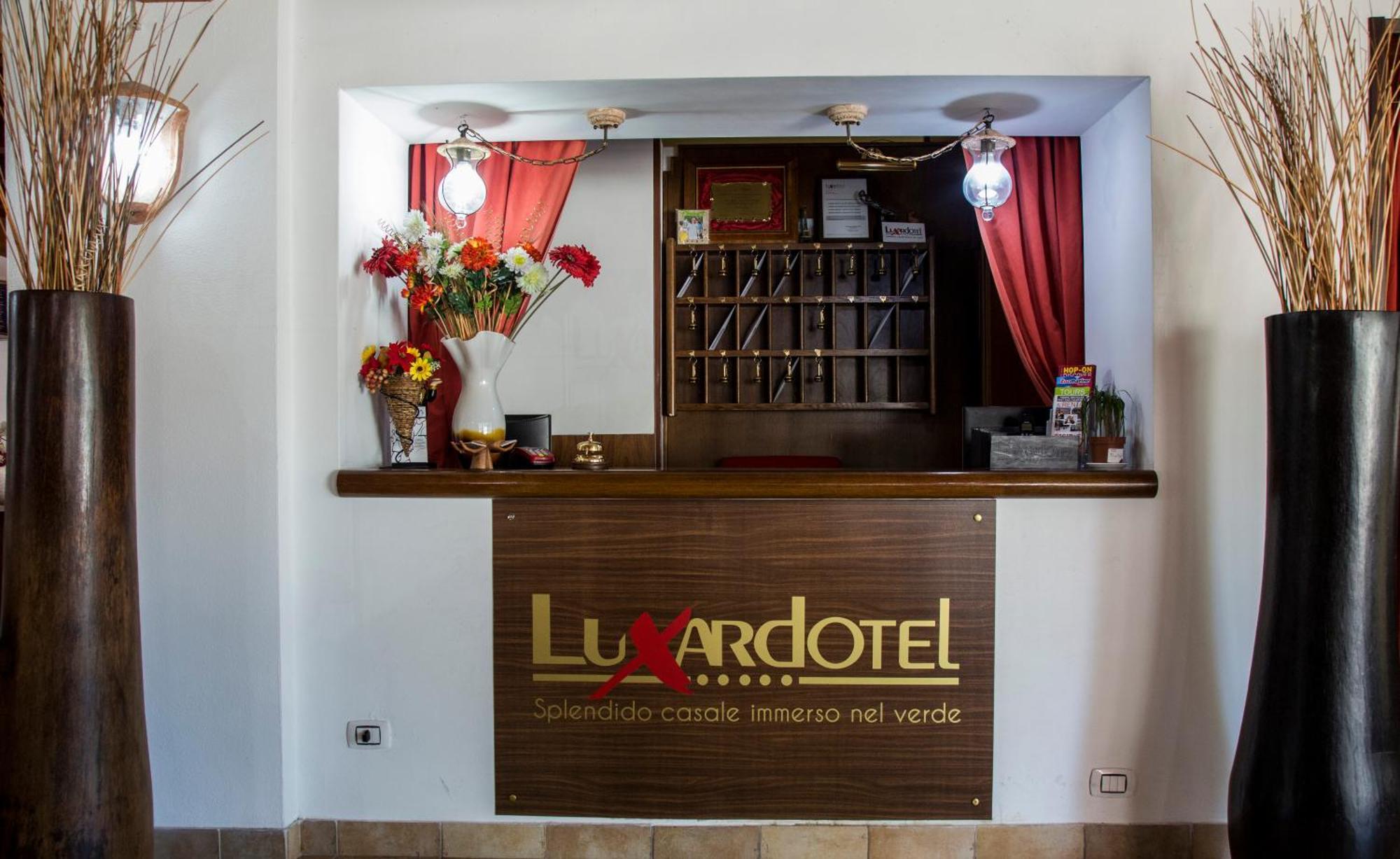 Casa de hóspedes Luxardotel